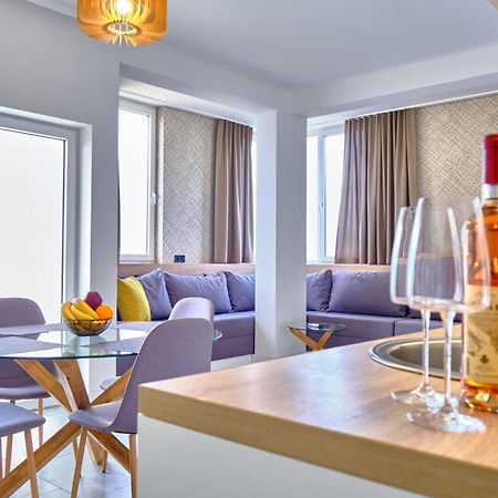Apartments Magic Box II อัตเจฮะห์ ภายนอก รูปภาพ