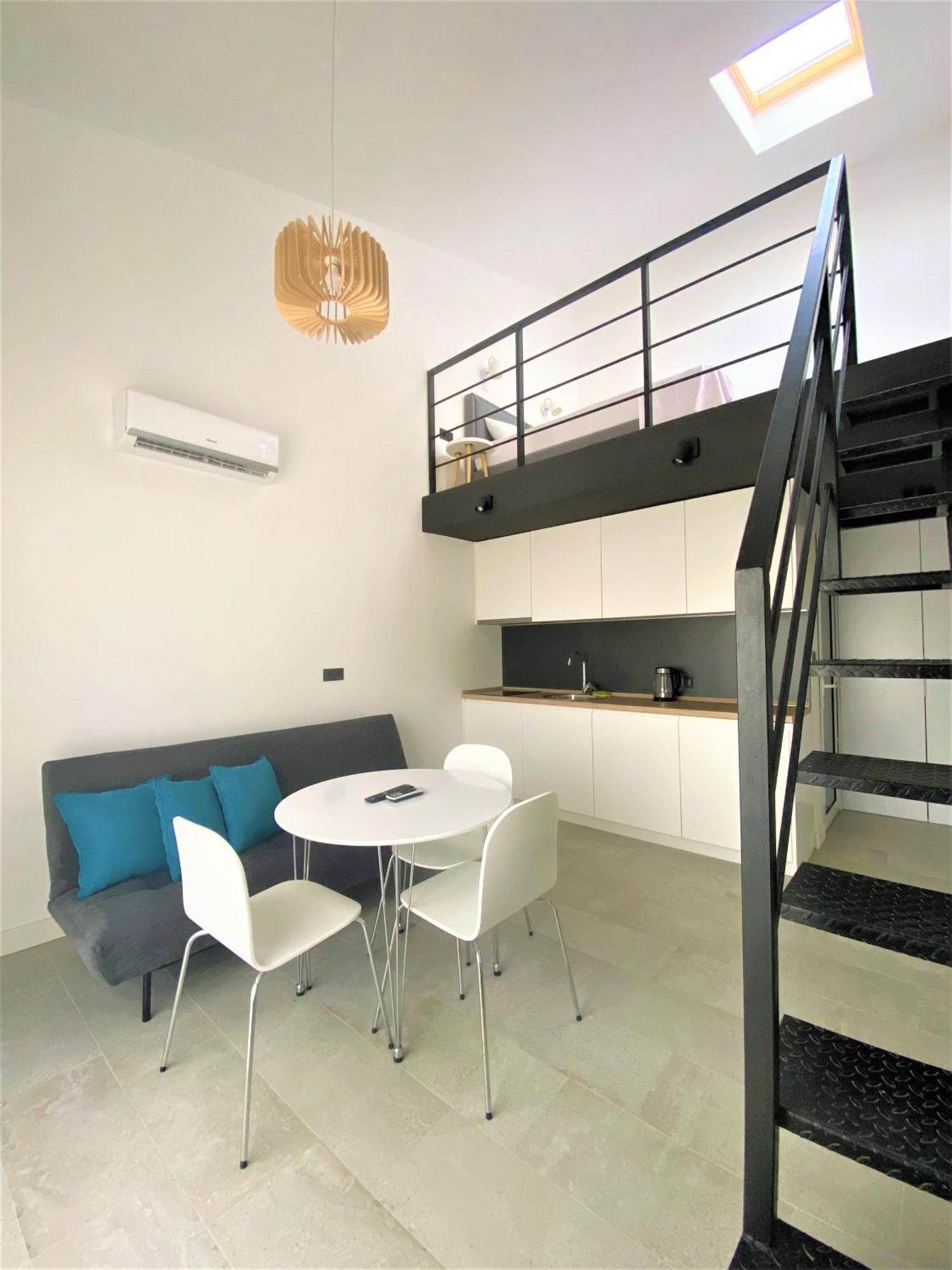 Apartments Magic Box II อัตเจฮะห์ ภายนอก รูปภาพ