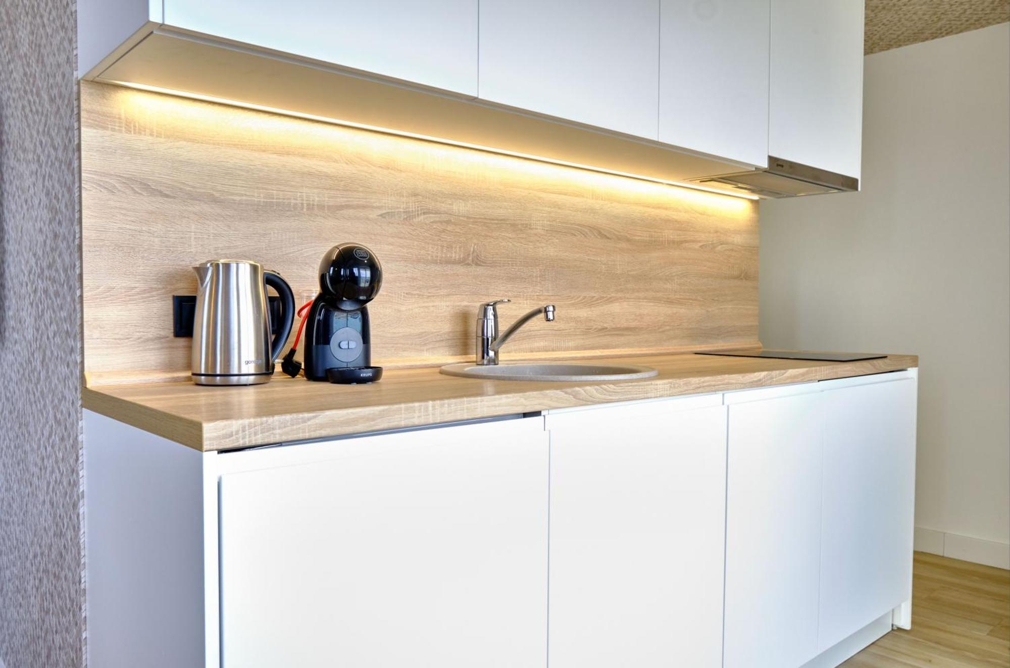 Apartments Magic Box II อัตเจฮะห์ ภายนอก รูปภาพ